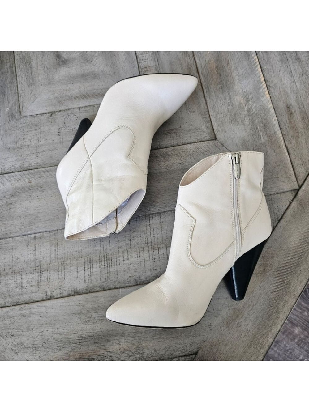 Vince Camuto Movinta Booties Size 9 - Picture 3 of 9